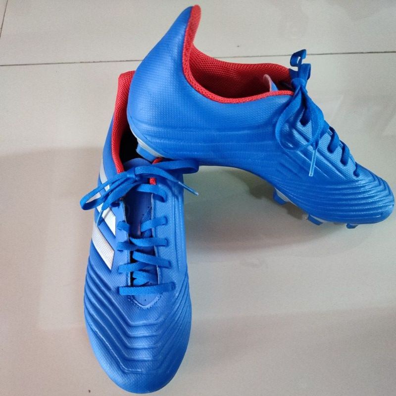 Sepatu Bola Adidas Predator Second