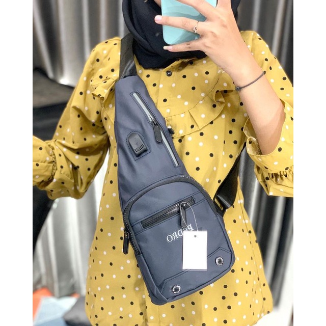 WB cowok import 78016