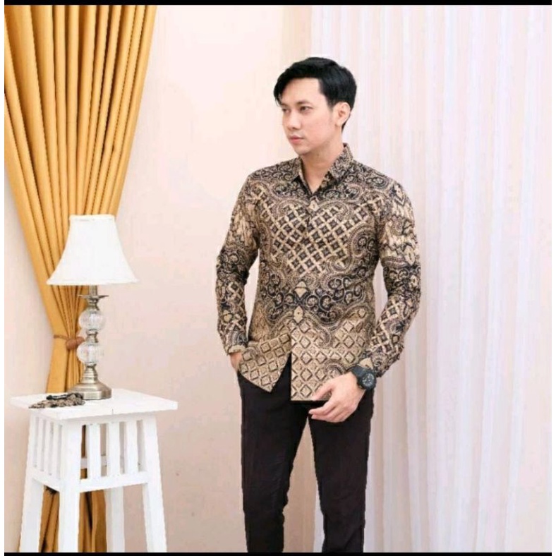 BATIK BOLO DEWO Motif Kasatrian Hem Atasan Kemeja Baju Batik Pria Lengan Panjang