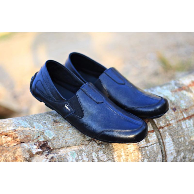 seoatu slip-on si jabrig kulit asli