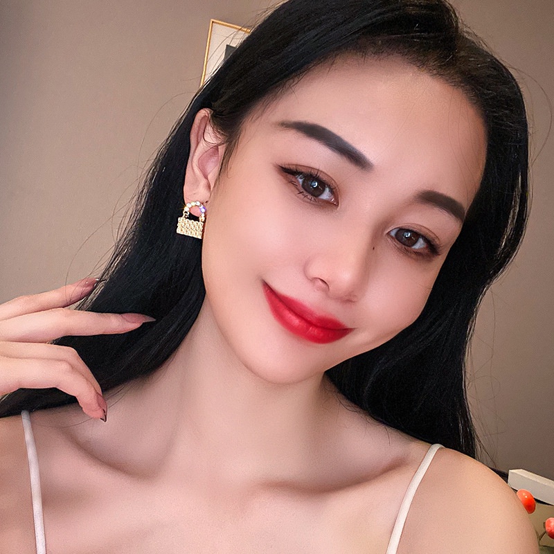 Anting Stud Silver Needle 925 Hias Berlian Gaya Retro Korea Untuk Wanita