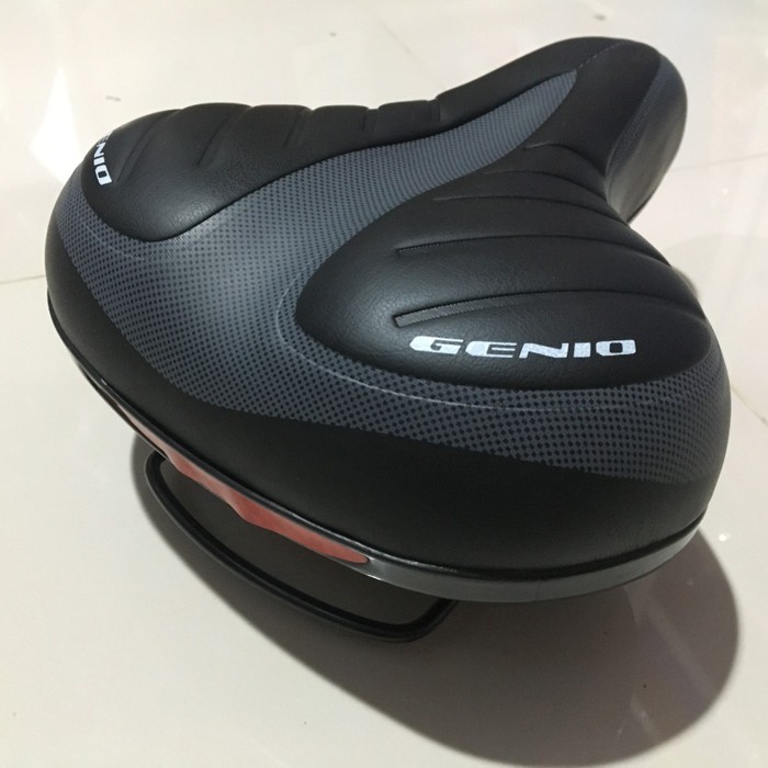 Sadel Lebar Empuk / Sadel Peer Sepeda Lipat Seli / Sadel Besar - GENIO BEST SELLER