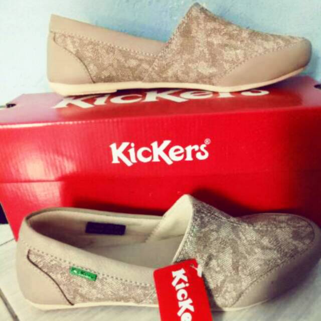 Sepatu kickers cewe murah