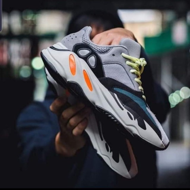 basket adidas yeezy boost 700