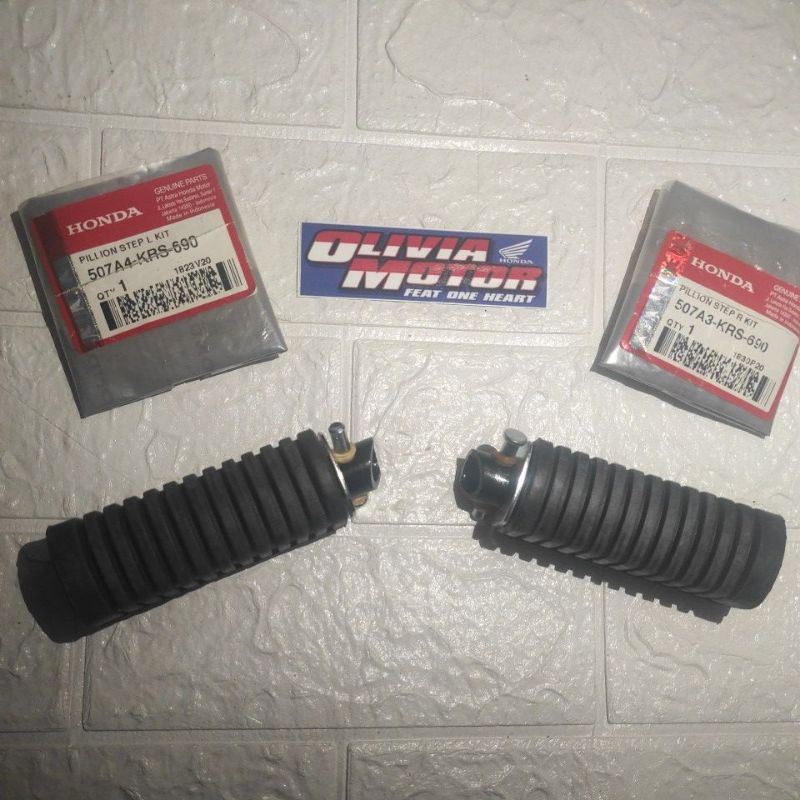 PILLION STEP L+R KIT FOOTSTEP BELAKANG ASTREA LEGENDA SUPRA 100 KARISMA 507A4-KRS-690 507A3-KRS-690