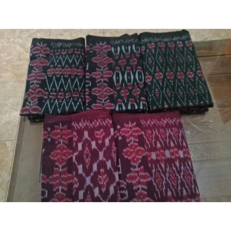 Sarung Tenun  Asli / Sarung Goyor