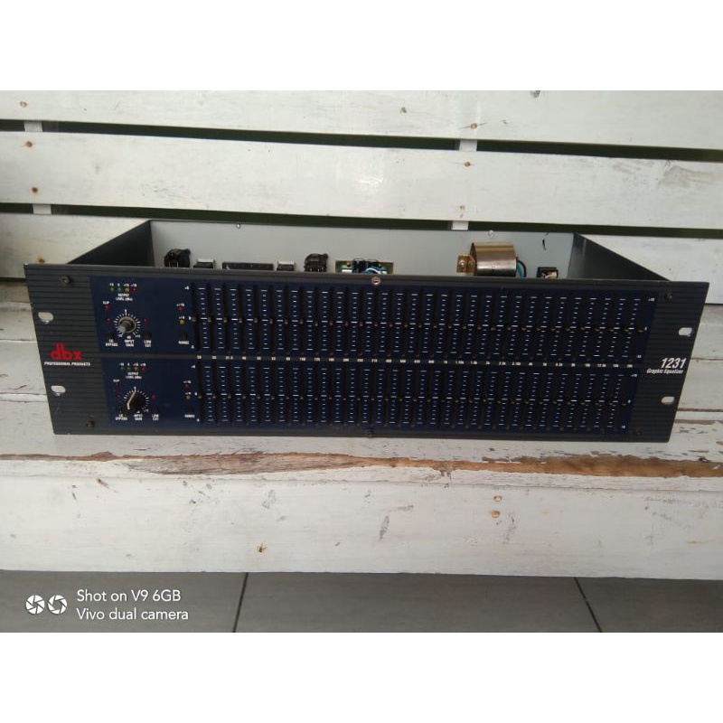 Equalizer Dbx 1231 original usa