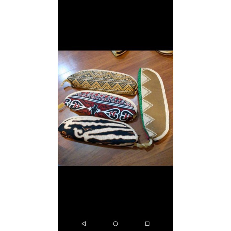 

TEMPAT PENSIL