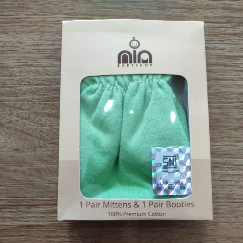 Sarung Tangan Bayi dan Kaki | Sarung Tangan Nia Premium warna Muda