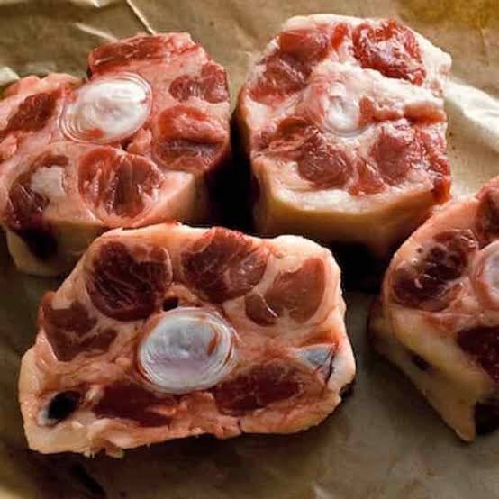 

OXTAIL IMPORT / BUNTUT SAPI IMPORT @500gr