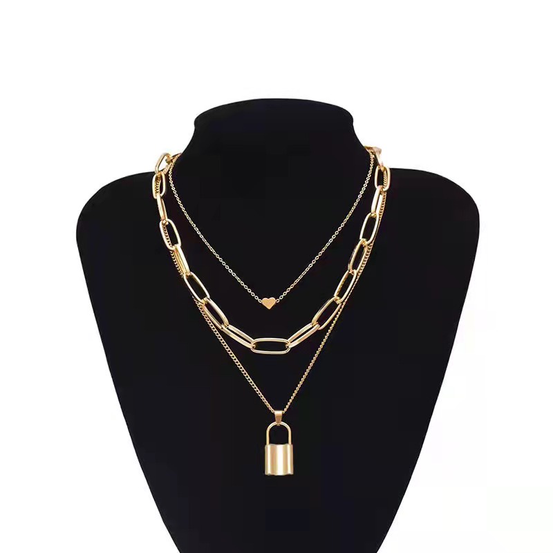 Kalung Multilayer Retro Heart Lock Liontin Kalung Emas Rantai Sweater Necklace Aksesoris