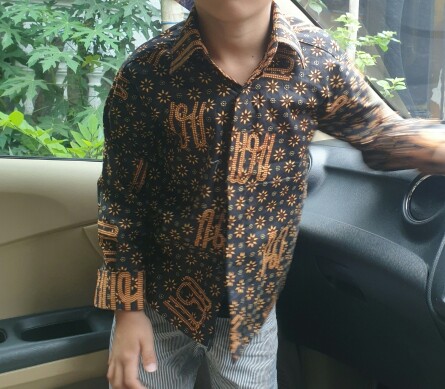 Broccoli Baby - Kemeja Batik Hem Anak Aksara