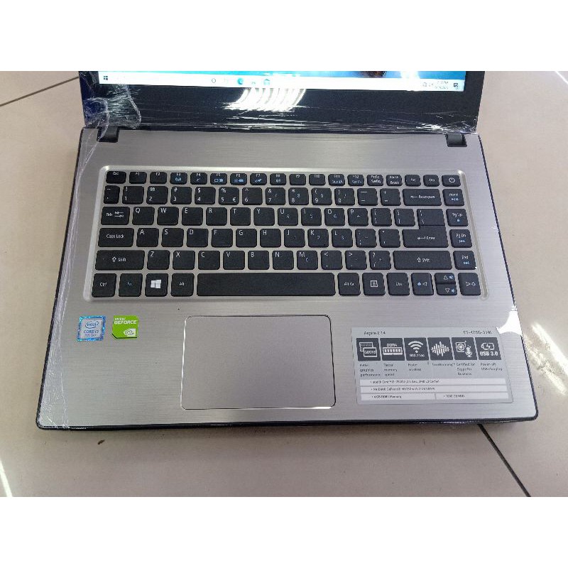Laptop ACER ASPIRE E14 E5-476G Core i3-7020u.Ram 8GB.SSD 128GB.VGA 2GB