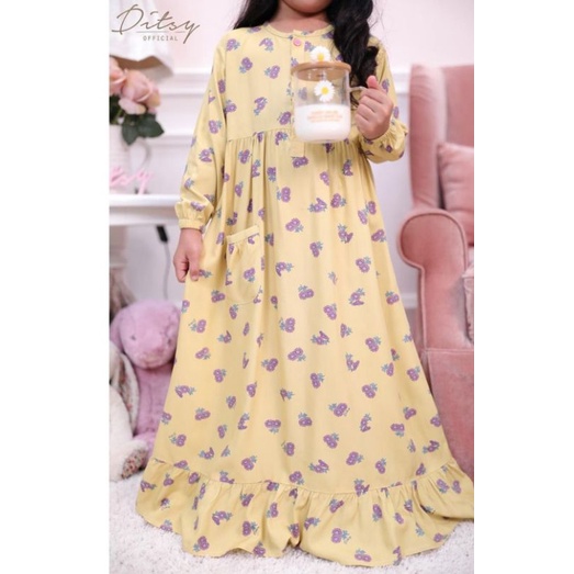 preloved little ditsy daisy butter size 4