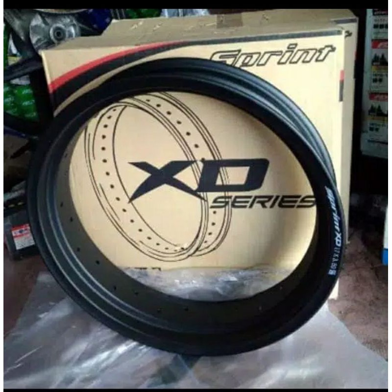 velg rossi sprint xd 300 x 18 hitam (hole 36)