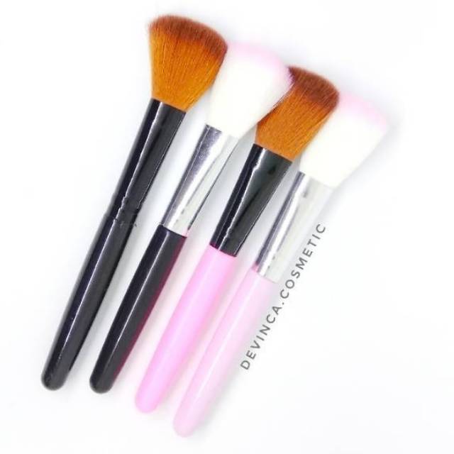 brush blush on