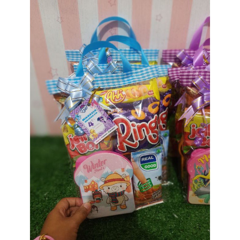 paket ulang tahun/ snack ultah murah / snack ulang tahun anak/ paketan ultah / bingkisan souvenir