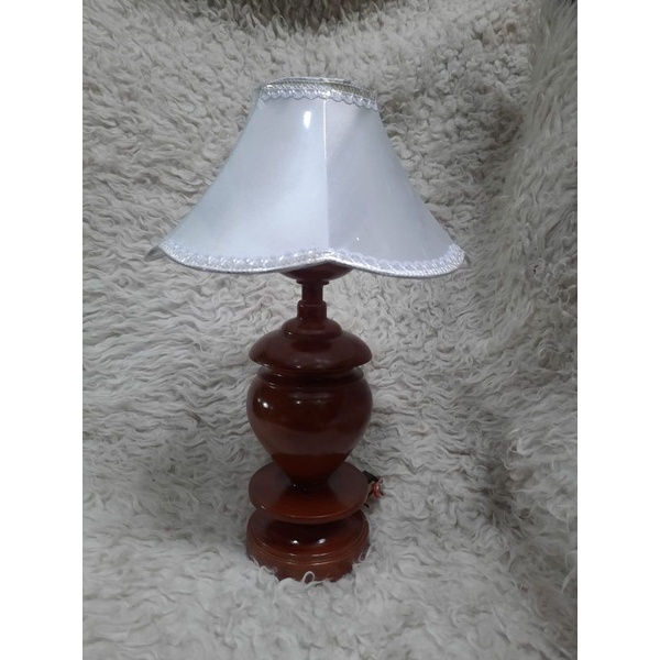 lampu meja - lampu jati - lampu duduk - lampu tidur - lampu meja jati - toko kayu blora