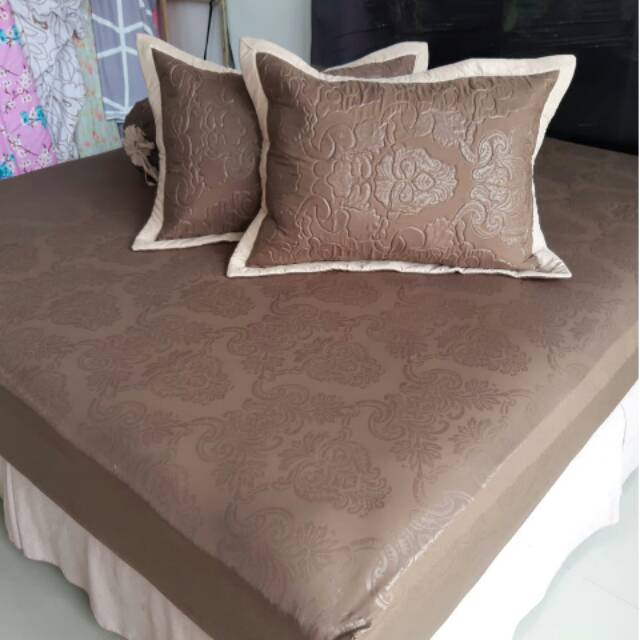 Kain Bahan Sprei/Mukena (Embos)