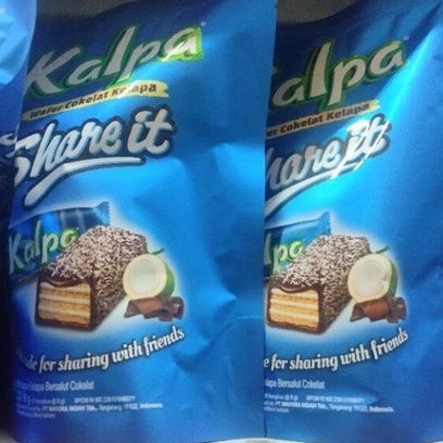 

Kalpa Wafer Coklat Kelapa kemasan share it isi 10