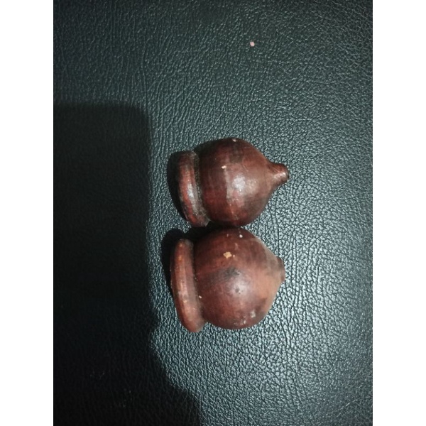 pion bendera mahkota kayu / pion