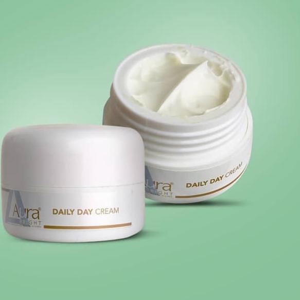 ➽ AURA BRIGHT DAILY DAY CREAM 10GR - DAY CREAM AURA BRIGHT ♞