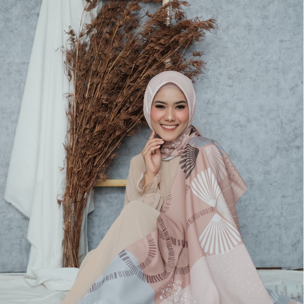 KERUDUNG SEGI EMPAT PRINTING MOTIF JILBAB SEGIEMPAT HIJAB SEGIEMPAT SCARF SHAKILA