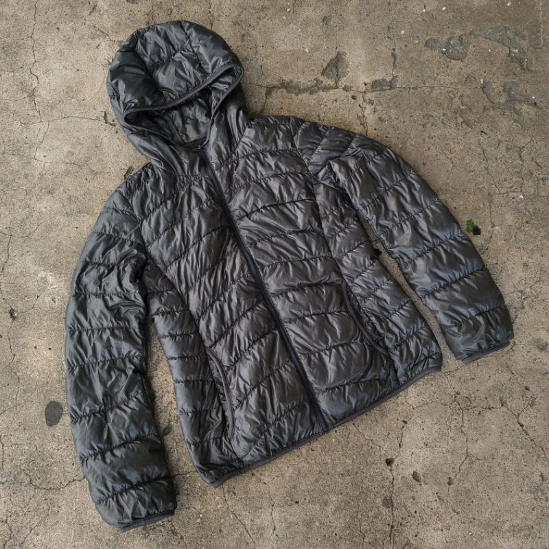 jaket bulang uniqlo bekas second preloved branded