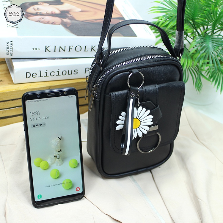 Luna Aura Tas Pouch Hp Wanita Minixo 3 Ruang Slingbag Hp Wanita Terbaru Tas Wanita Kekinian Tas ootd