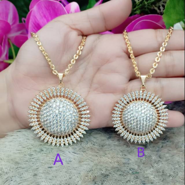 Xuping Kalung dan liontin Mata Hari