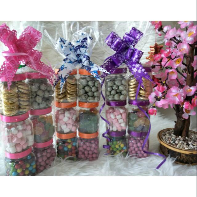 

Paket coklat lebaran parcel lebaran coklat toples delfi lagie