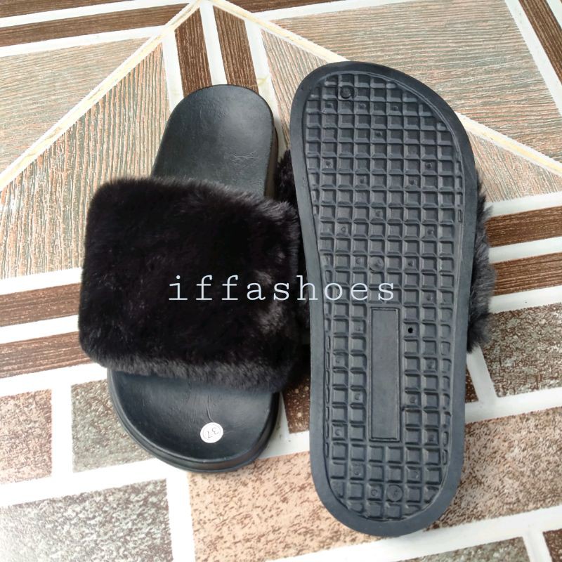 Sandal Bulu Korea Tebal Halus Sol Karet