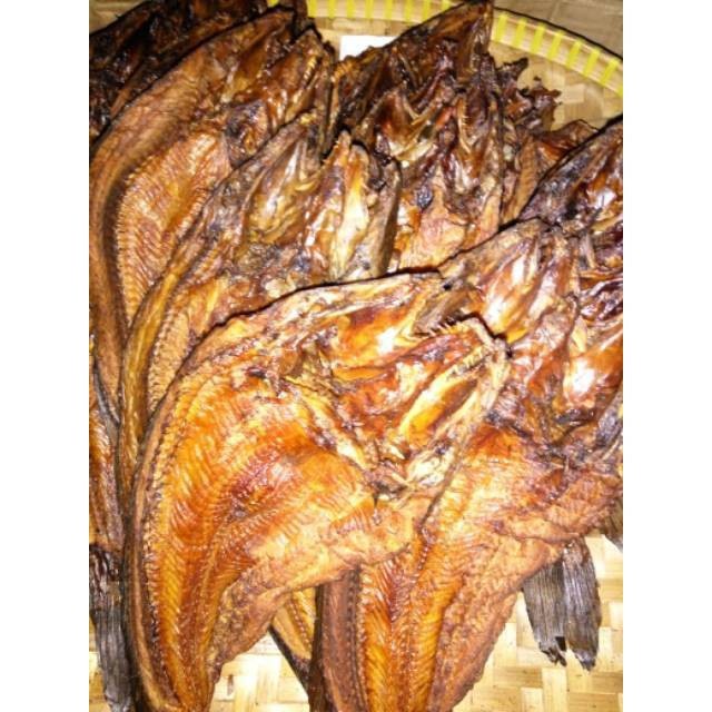 

Ikan Asap - 500 Gr Ikan Asap Gabus / Ikan Salai (Sale)
