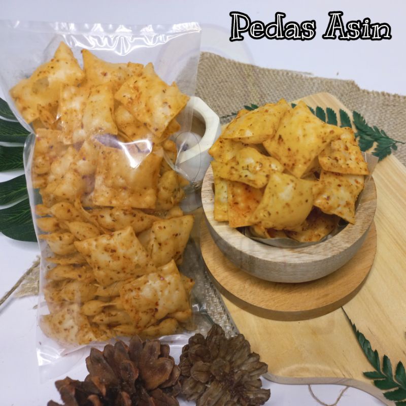 

Keripik Pangsit Pedas Asin 200 gram