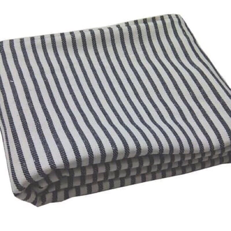 Selimut Lurik/Hitam Putih/SALUR Parwitex 110x180cm( Selimut Rumah Sakit,Dsb) BAHAN KATUN TEBAL SELIMUT LOREK PARWITEX CAP GAJAH