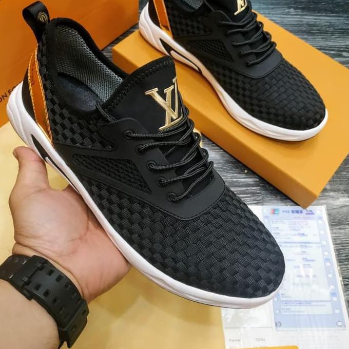 Kualitas Terbaik Sepatu Lv Pria / Sneakers Louis Vuitton Mirror 1:1 Quality MURAH