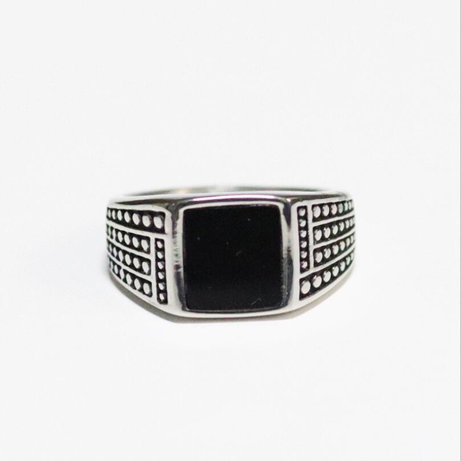 Cincin Jari Baja Titanium Perak Antik Hitam Onyx Kristal Fashion Pria Perhiasan Punk Rings