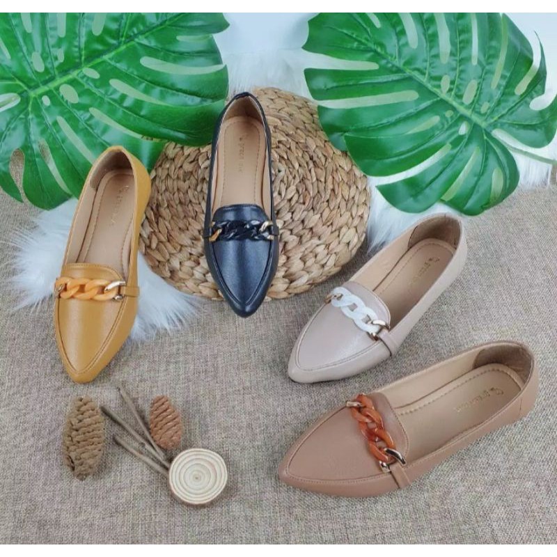 Sepatu Flat Green Love ANNABELLA