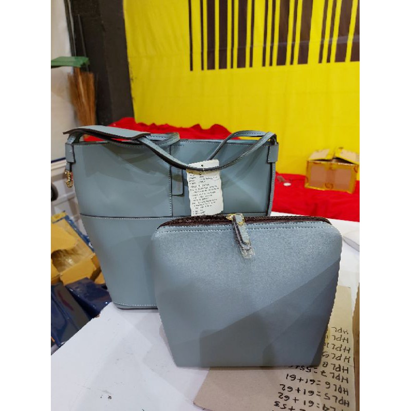 

Hush puppies SALE SALE TAG 1.200