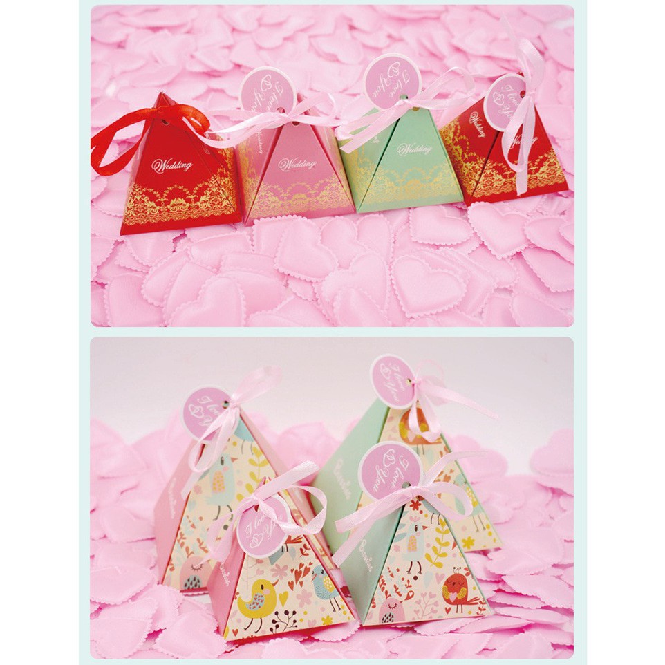 

30 PCS KOTAK SEGITIGA MOTIF IMLEK VALENTINE KOTAK HADIAH KOTAK COKLAT BOX SOUVENIR KOTAK KADO