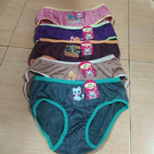 Celana dalam anak perempuan Merek Golden Nick Warna (3pcs)