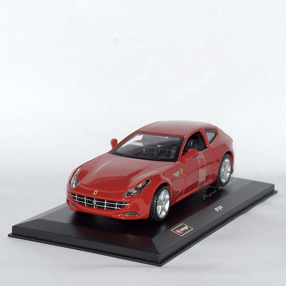 Bburago Ferrari F F 1 32