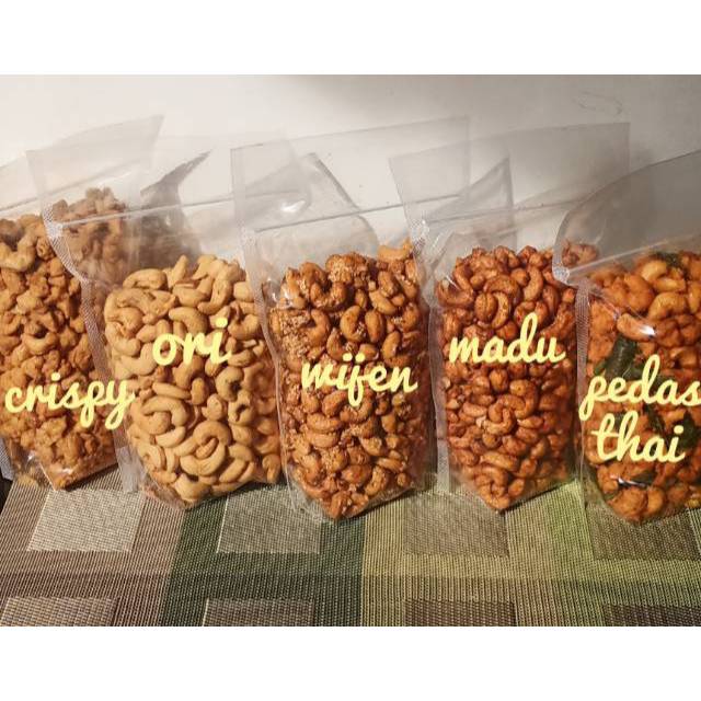 

Kacang Mede ukuran 500 gram