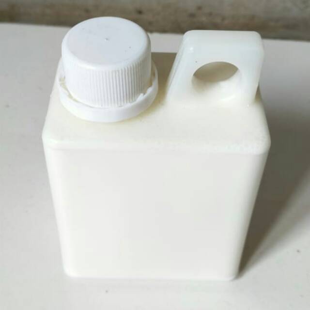 

LEM LATEK CAIR 500 ML/0,5 LITER