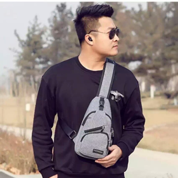 Tas Selempang Waisbag Pria Tas Fashion Pria USB Port Original - Grey