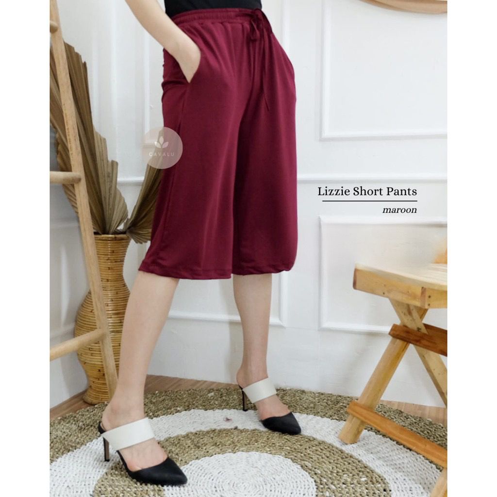 CAVALU 158 Lizzie Short Pants Korean Celana Pendek Celana Tanggung Wanita