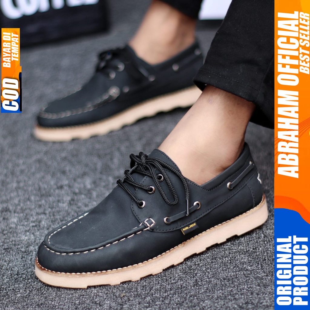 ABRHM x NERSON Sepatu Formal Pria Pantofel Kulit Pu Asli Kerja Santai Nongkrong Gaya Casual Original Sepatu Kerja Kantor Semi Formal Anti Slip Kuliah Kondangan Gaya keren Kekinian Murah Terlaris