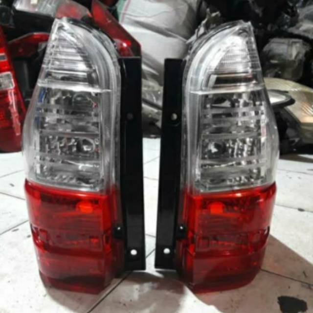 Stoplamp Toyota Avanza 2019