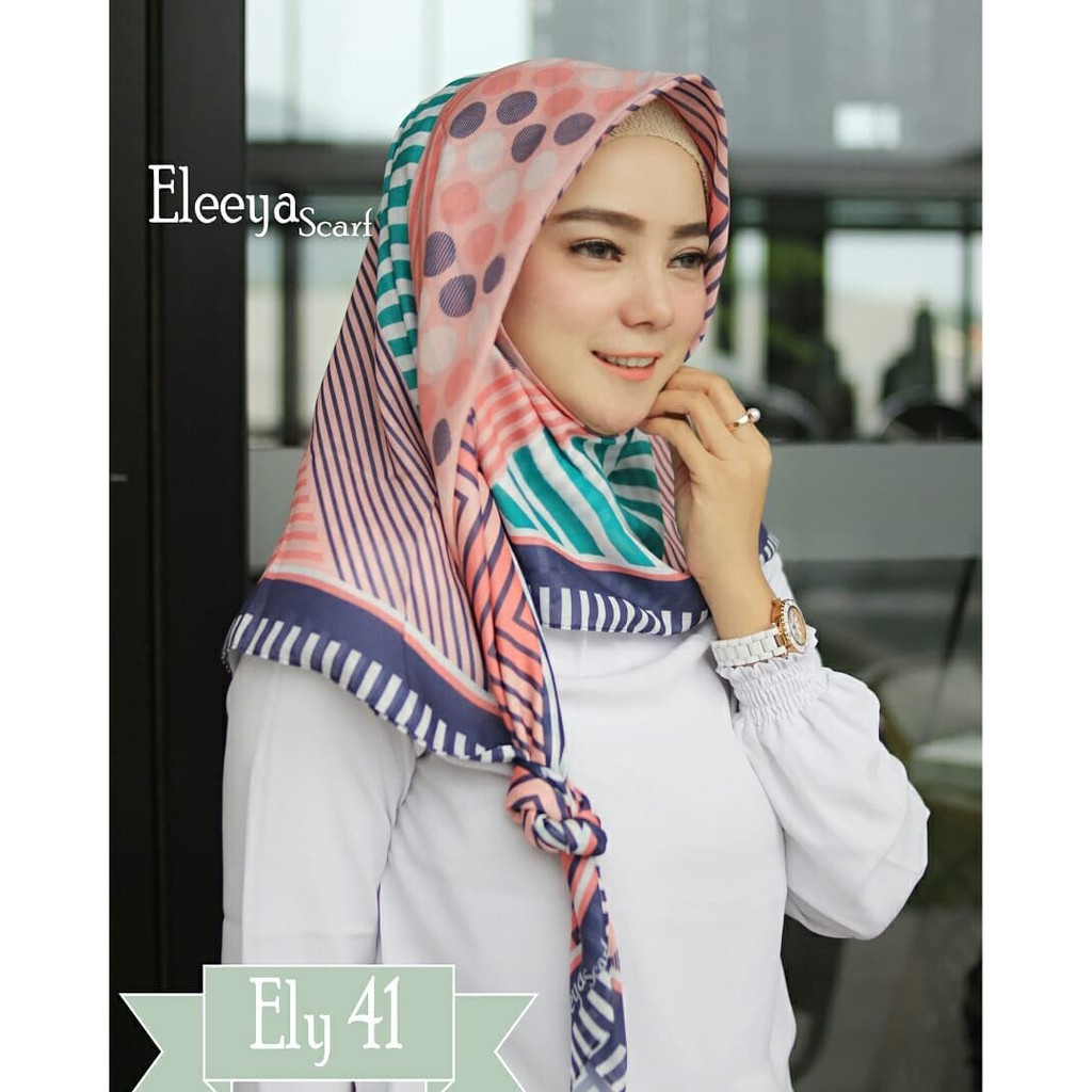 HIJAB SEGIEMPAT MOTIF ELY 41 II Eleeyascarf