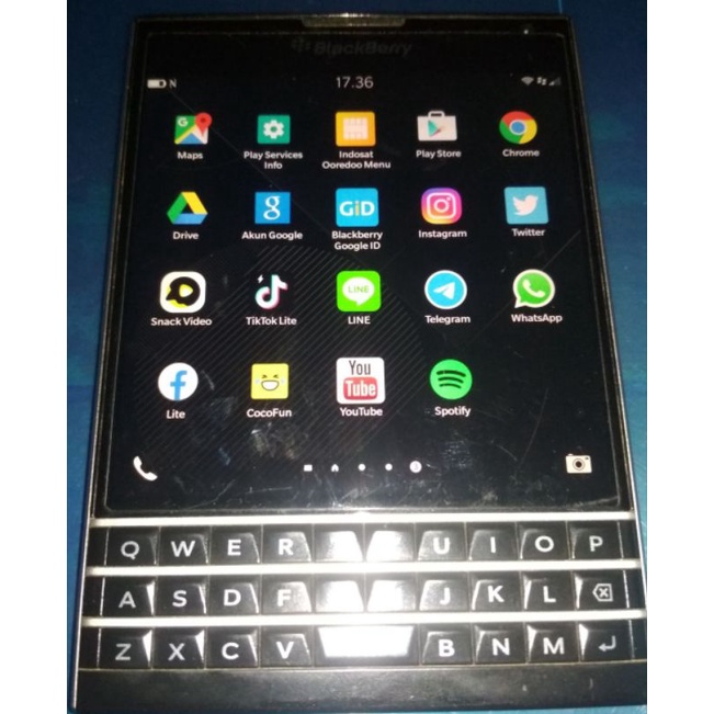 HP Blackberry Passport